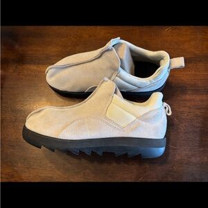 Reebok Beatnik Moc Slip-On Suede Loafers NWOT size 10